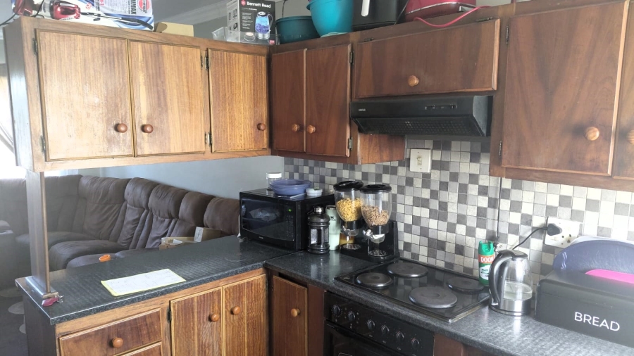 2 Bedroom Property for Sale in Pellissier Free State